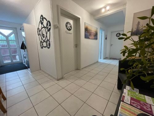 四人间共用浴室