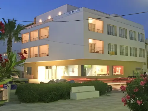 Hotel Adiafa