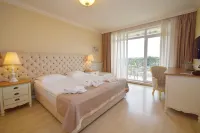 Therma Palace - Balneo Spa, Mineral Pools & Private Beach Hotels in 