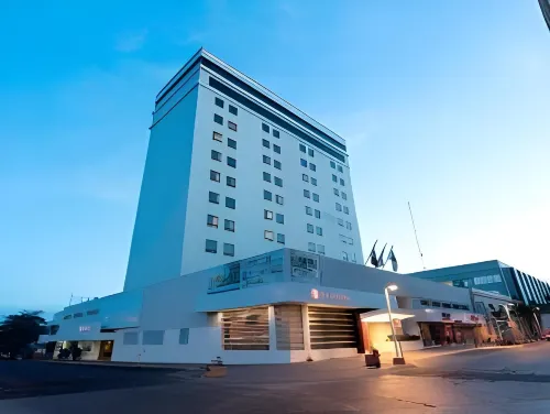 Ramada by Wyndham Hola Culiacan