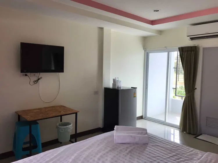 Standard Double Room (Building)