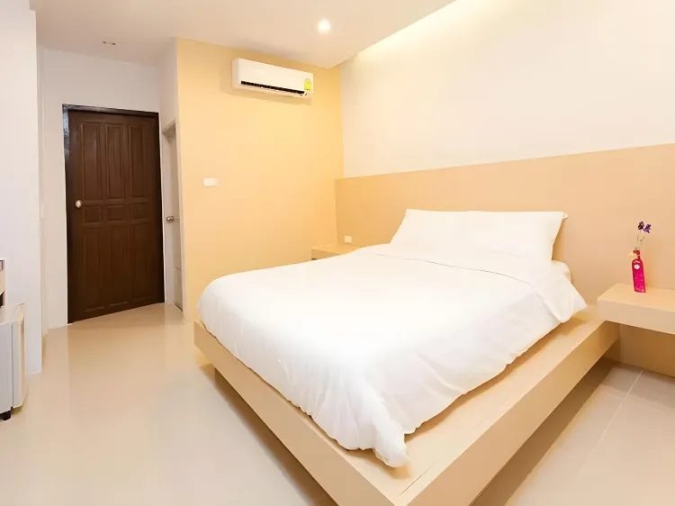 ห้องสแตนดาร์ด เตียงใหญ่ 1 เตียง