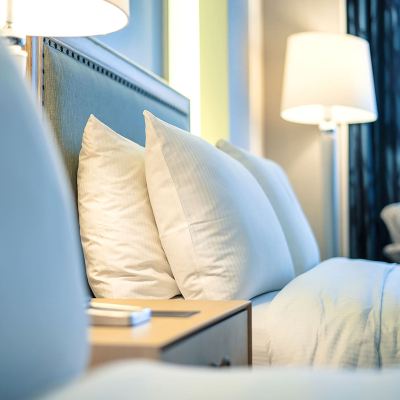 行動無障礙豪華特大床房（帶浴缸） 科隆瓜亞基爾希爾頓酒店優惠