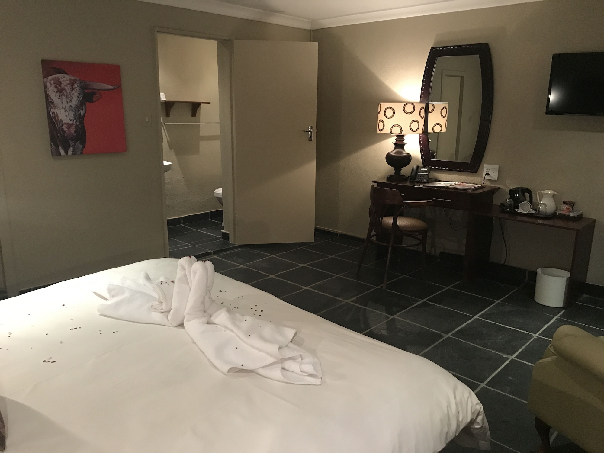 标准房， 1 张双人床或 2 张单人床