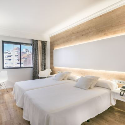 Double or Twin Room Hotel Sansi Park Promo Code