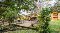 Hotel Numbi & Garden Suites