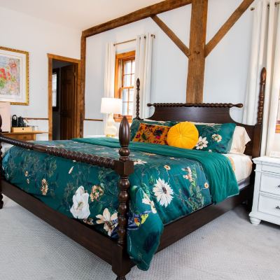 Deluxe Room With Valley View Osceola Mill Promo Code