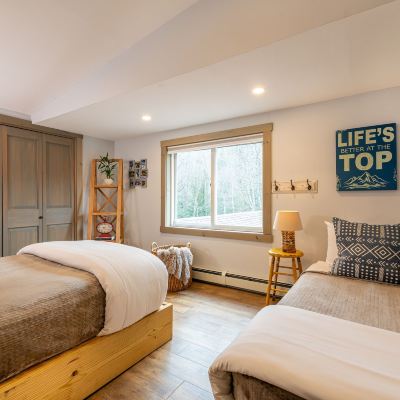 Full House with 3 Bedrooms (Owner's Quarters) Warren Lodge Promo Code