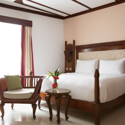 豪華特大床房 桑給巴爾-石頭城希爾頓逸林酒店優惠