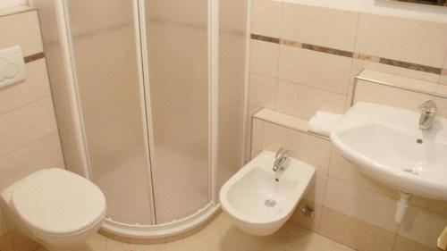 一卧室公寓（带阳台）