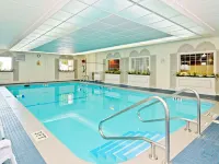 Magnuson Grand Pioneer Inn and Suites Hotels in Escanaba