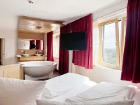 Bettenburg Hotel & Hostel