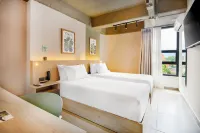 Hotel Attic 33 Các khách sạn ở 
