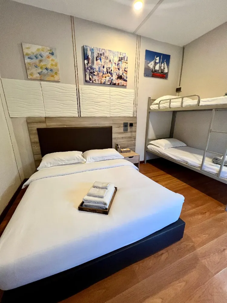 Family 1 Queen Room, 1 Twin Bunk Beds, Shared Bathroom