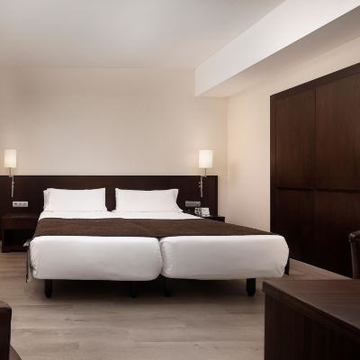 Double or Twin Room HCC Regente Promo Code