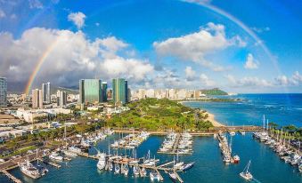 Marina Hawaii Vacations at The Ilikai Tower