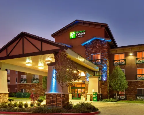 Holiday Inn Express & Suites TEHACHAPI HWY 58/MILL ST. by IHG Hotele w: Tehachapi