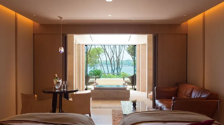 THE HIRAMATSU HOTELS ＆ RESORTS 賢島 部屋