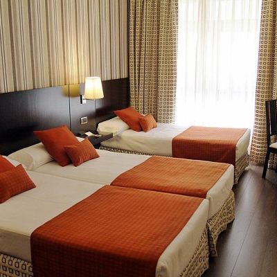 Superior Double Room with Balcony Hotel Conde Duque Bilbao Promo Code