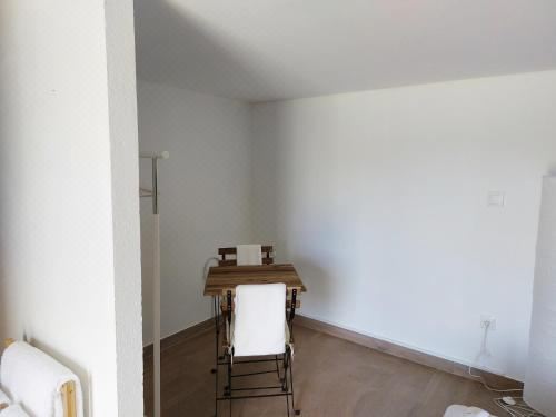 Quinta da Ponte Queen Room with Pool View