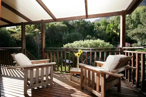 泳池景特大床套房