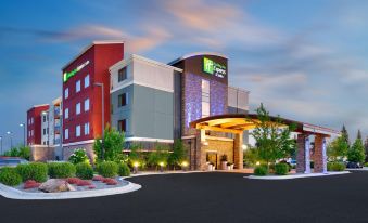 Holiday Inn Express & Suites Butte