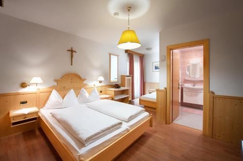 带阳台的三人房