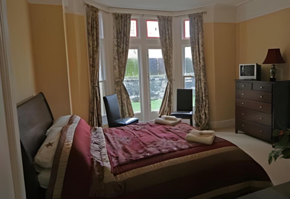 高级双人间 - 带连接浴室