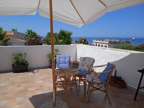 Sardegna Casa Vacanze la Bouganville Two-Bedroom Apartment
