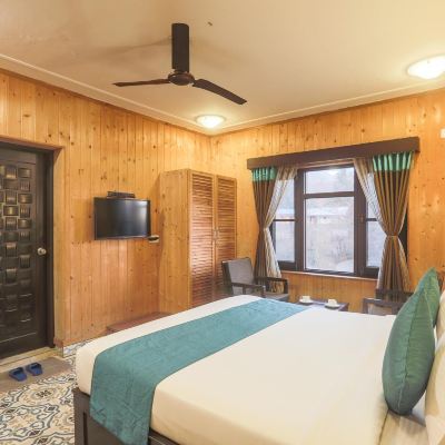 Deluxe Room Silver Oak Promo Code