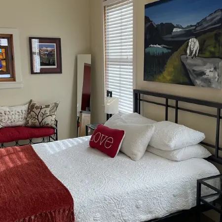 Stylish Railway Loft in the Heart of Whitefish - walking distance to downtown!