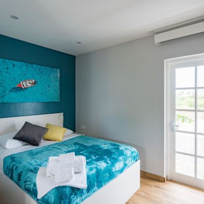 Classic Room, 1 Queen Bed, Non Smoking, with Balcony Lake View Bed & Bike Curacao - Jan Thiel Promo Code