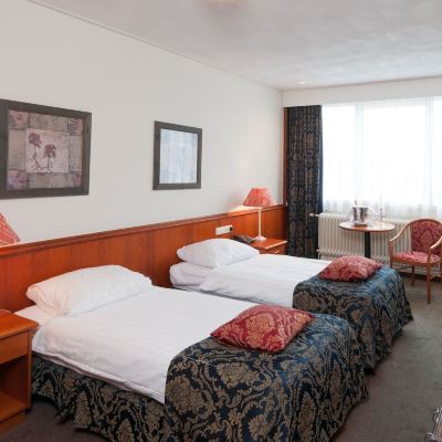 Economy Twin Room De Rustende Jager Promo Code