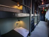 Red Submarine - Hostel فنادق في كوري
