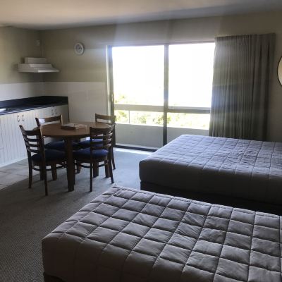 2 Bedroom Lake View, 2 Bathroom Kitchenette Studio Earnslaw Lodge Promo Code