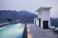 Hotel ECKO Tapovan by the Ganges