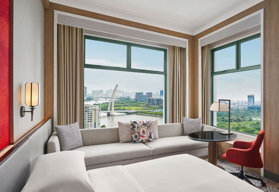 Sheraton Saigon Grand Opera HotelClub Lounge Access, Studio, 1 King