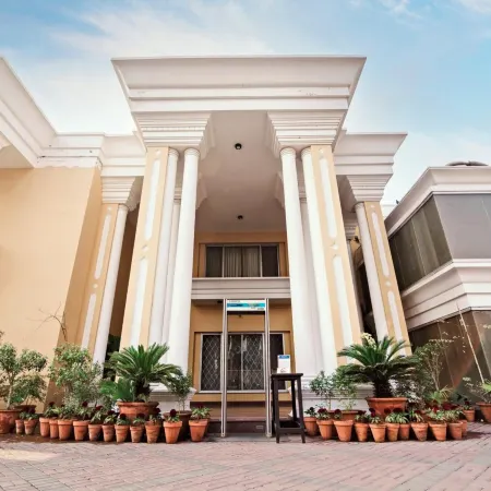 Hotel One Tariq Road Multan