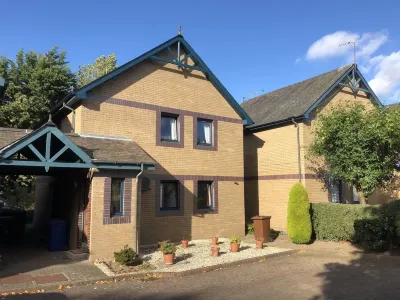 New Super 2Bd Flat Near Dalkeith Town Centre Hôtels à : 