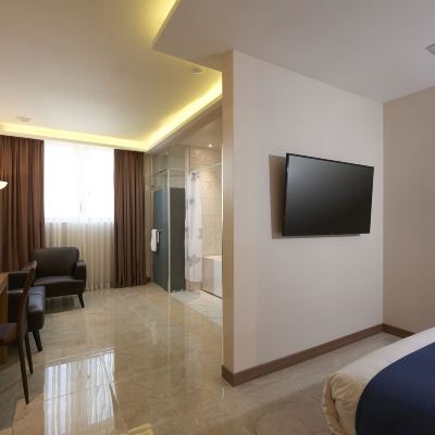 High Deluxe Double (More Than 2 People, Extra Person Fee 15, 000Krw On The Spot) 베니키아 양산 호텔 쿠폰