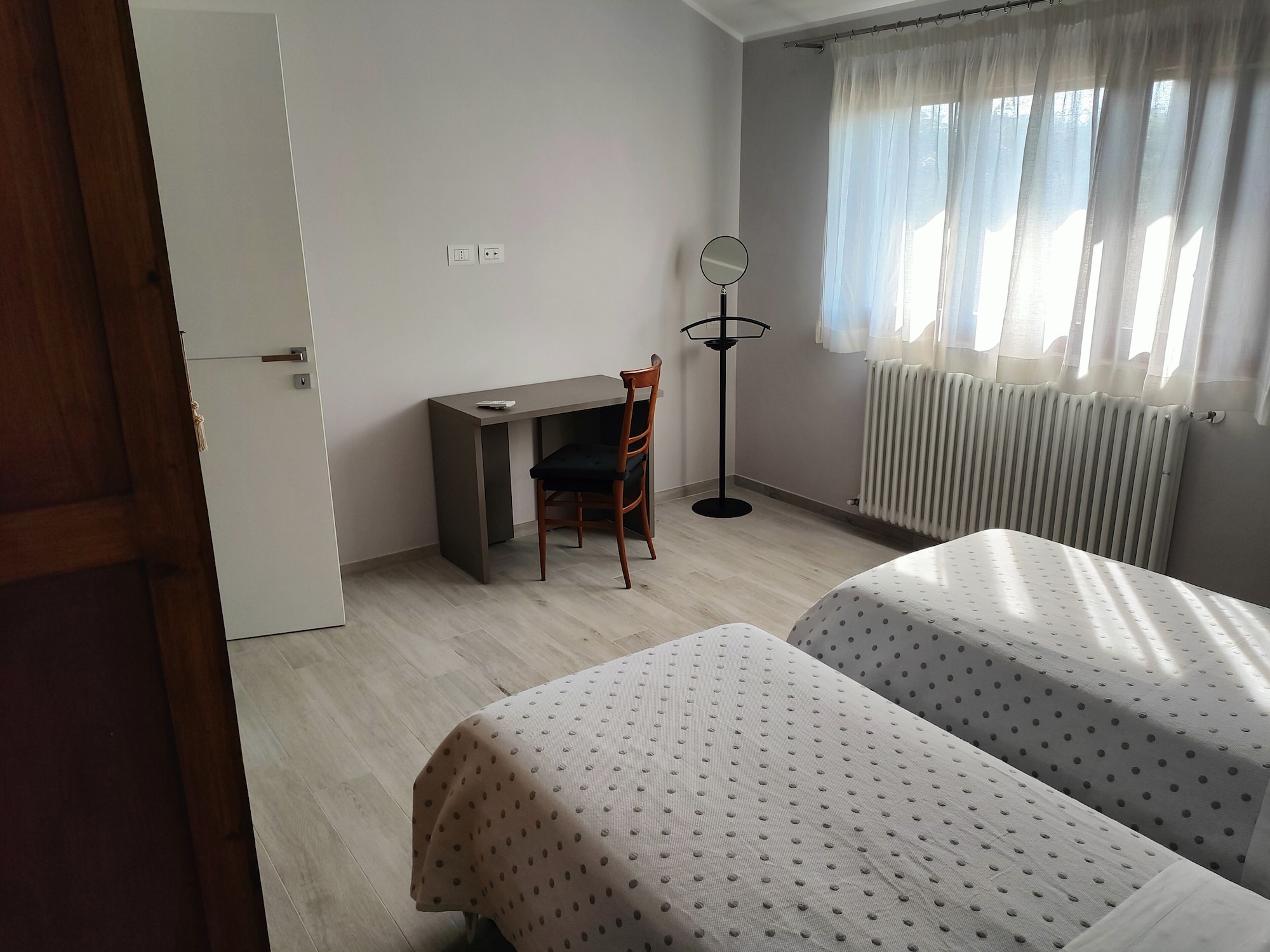 园景两卧室公寓