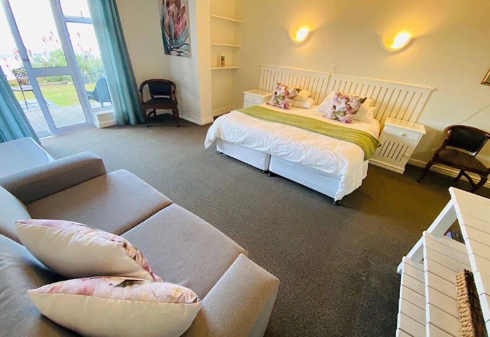 Comfort Room, 1 Bedroom, Ocean View, Ground Floor