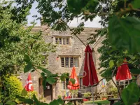 YHA Hartington Hall Hotels in 