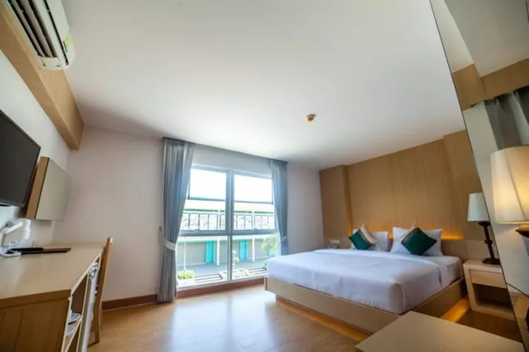 ห้องดีลักซ์