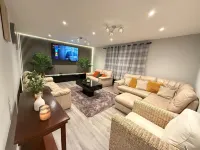 Rochester Apartment-Sleeps 4-Free Parking Hotele w: 