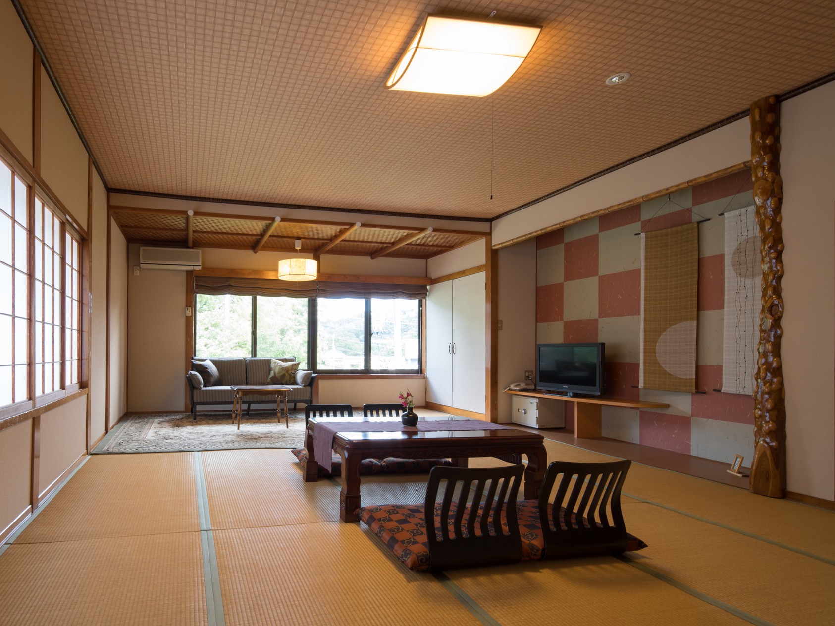 北山鉱泉 子宝の湯宿 元祖仁右衛門家 最新特別料金で宿泊予約