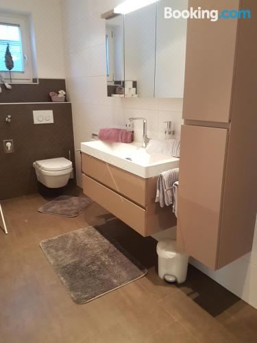 园景两卧室公寓