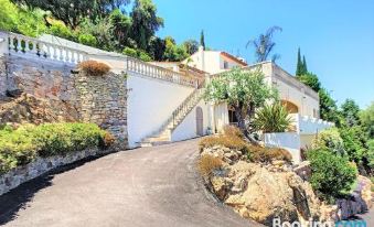 3 Bedrooms Villa Near Cannes - Pool & Jacuzzi - Sea View
