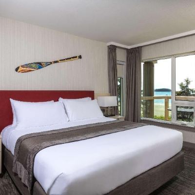 1 Queen Bed, Non-Smoking, Loft, Murphy Bed, Sofabed, Balcony, Ocean View, Full Breakfast