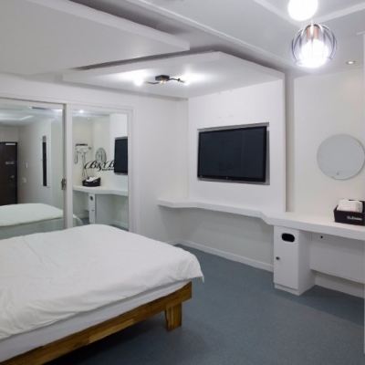 Room 201 (Private Swimming Pool, Pool Villa, Ott View Available) 경주 7번가풀빌라 쿠폰